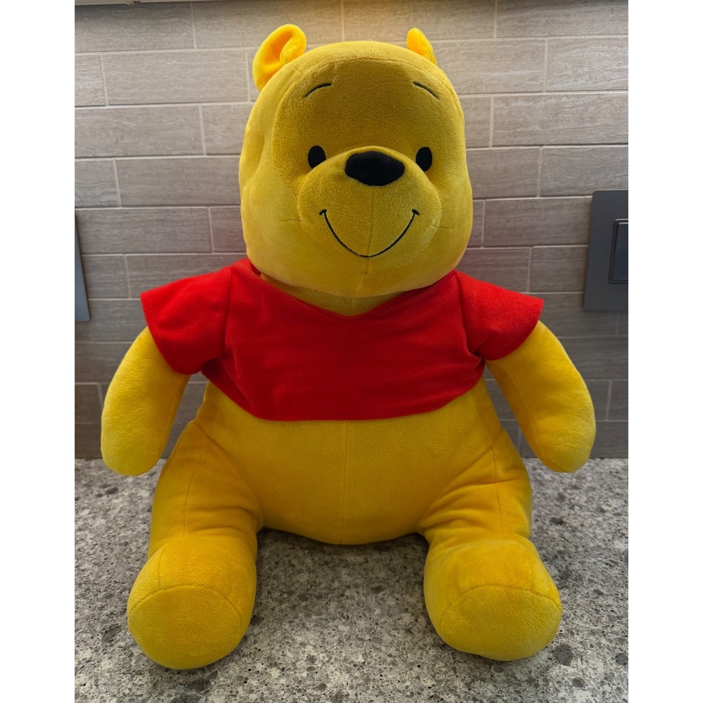 Disney Winnie the Pooh Classic Huggable Oversize Plush Stuffed Animal 18 In. **